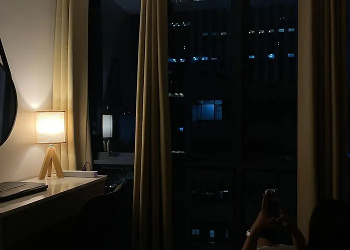 Cozy At 38 Park Avenue, It Park With Pool & Gym Access, And Netflix-ready アパート