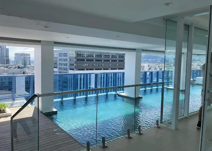Cozy At 38 Park Avenue, It Park With Pool & Gym Access, And Netflix-ready アパート セブ市