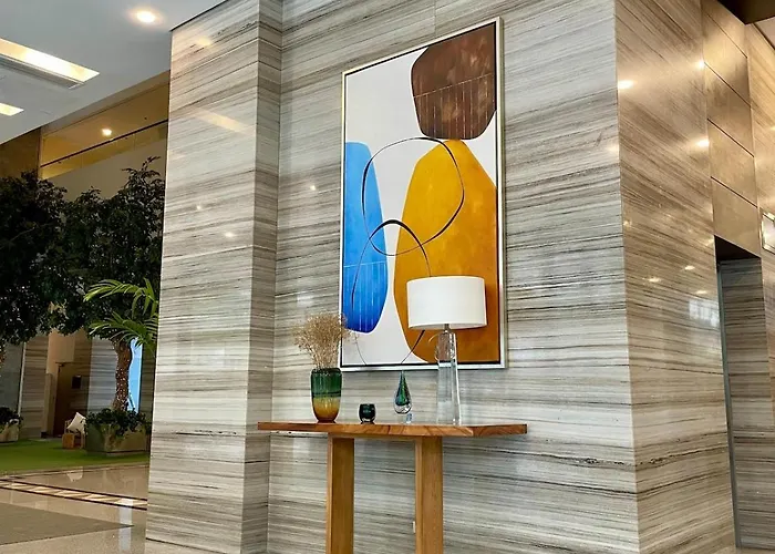 Cozy At 38 Park Avenue, It Park With Pool & Gym Access, And Netflix-ready セブ市