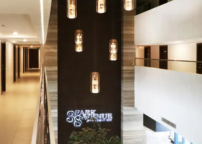 Cozy At 38 Park Avenue, It Park With Pool & Gym Access, And Netflix-ready アパート *